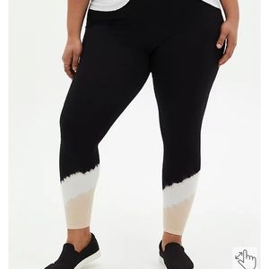 Torrid Premium Legging Tie Dye Hem Beige and Black